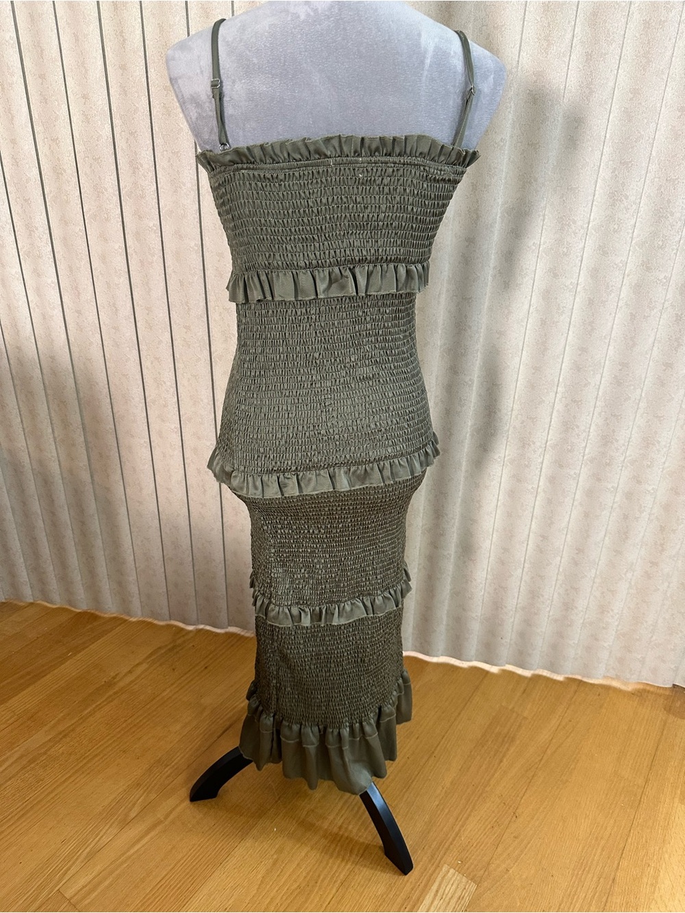 MARBLE Olive Green Smocked Maxi Dress with Ruffle Tiers - Picture 2 of 4